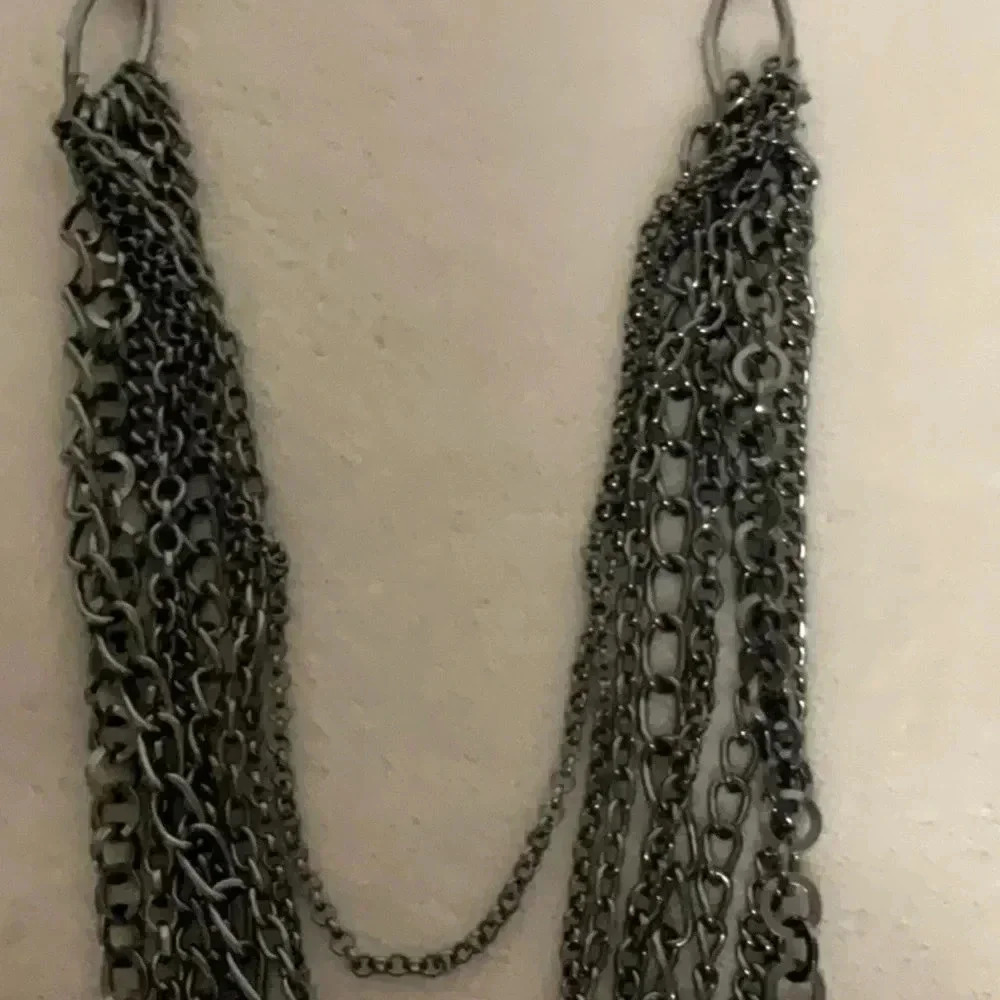 Necklace - Picture 3 of 4